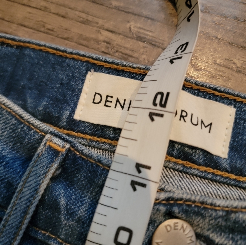 Denim Forum The Arlo Jeans size 23 - Picture 5 of 11